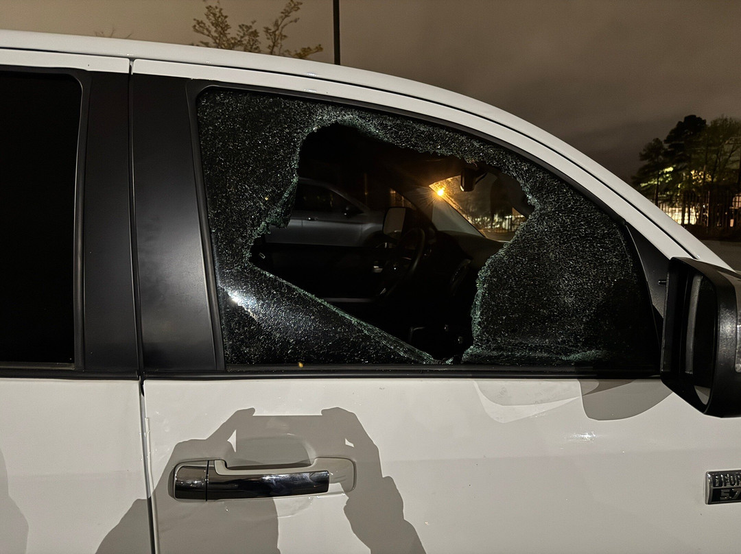 Courtyard by Marriott Charlotte Airport North主图