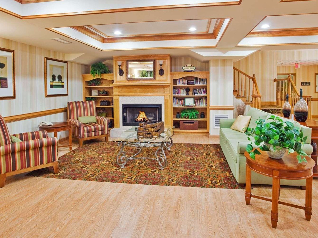 Country Inn & Suites by Radisson, McDonough, GA