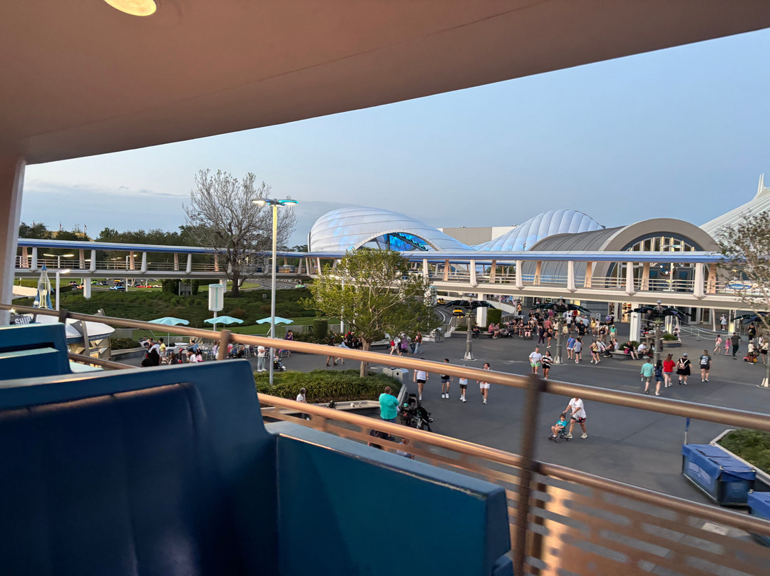Tomorrowland Transit Authority PeopleMover-奥兰多必去景点