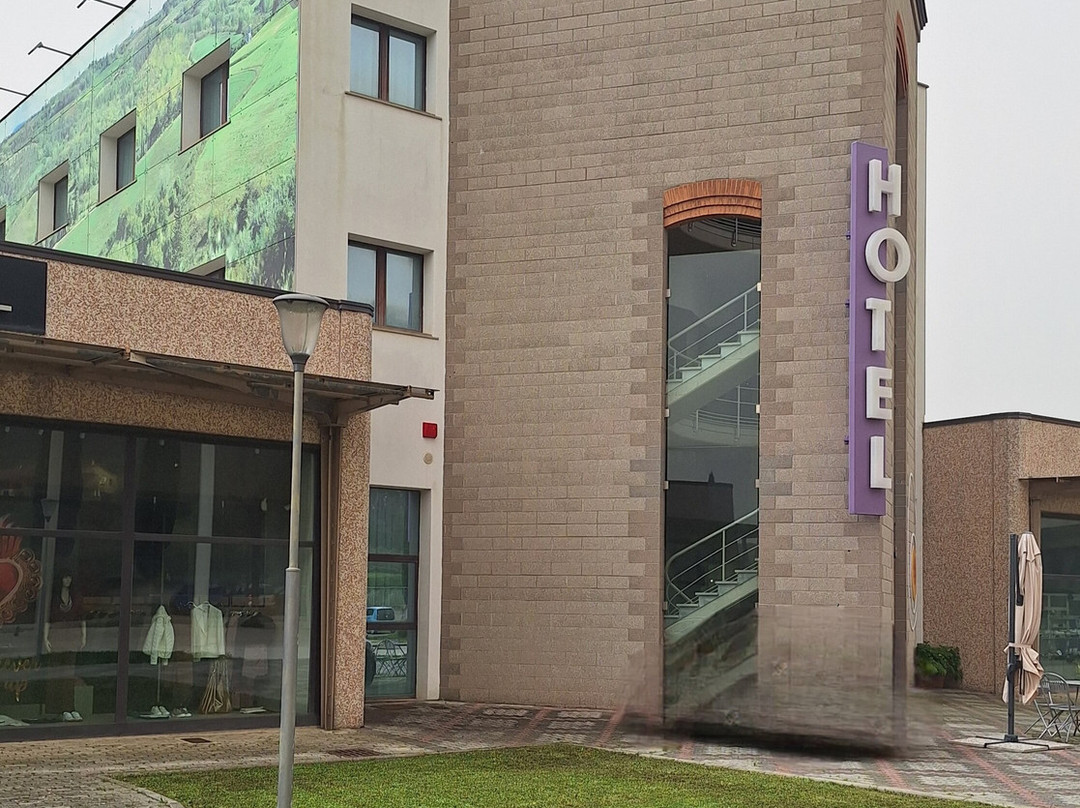 ArtHotel Portavaldera主图