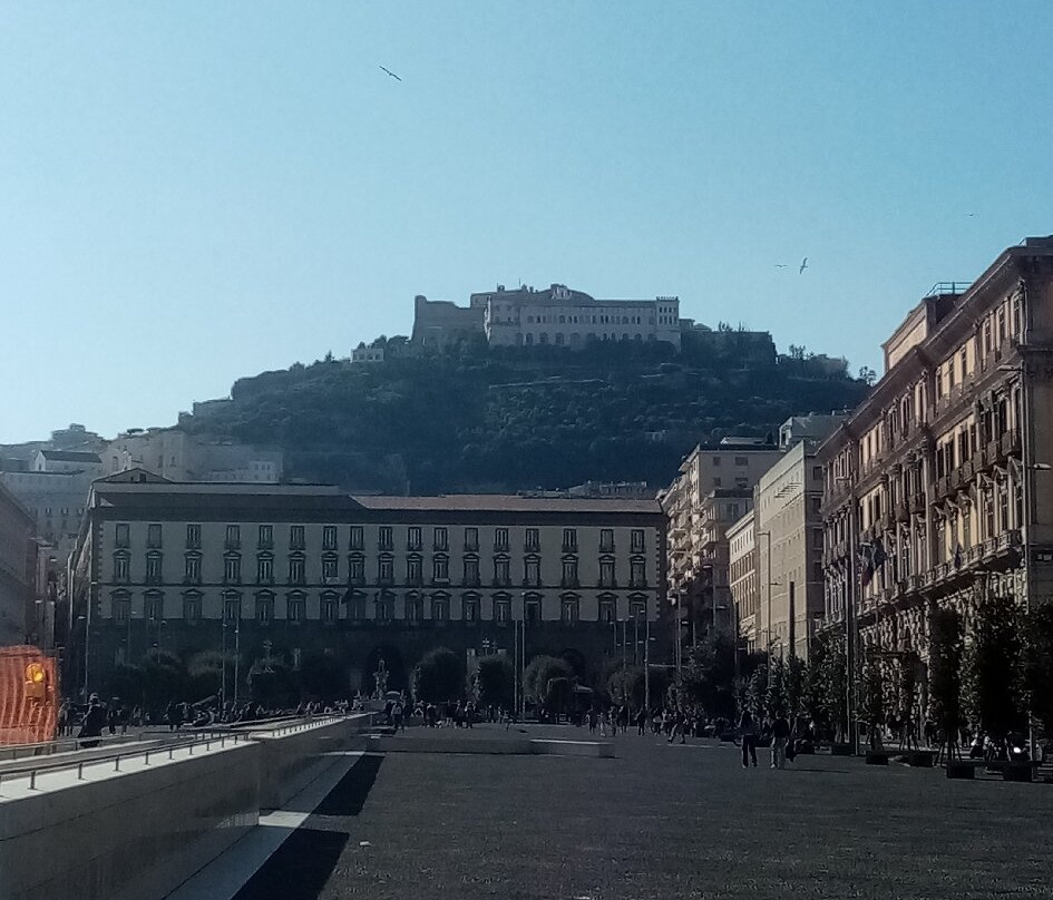 Piazza del Municipio-那不勒斯必去景点