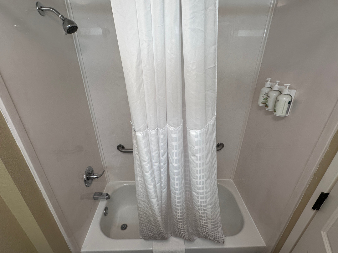 La Quinta Inn & Suites By Wyndham Bentonville主图