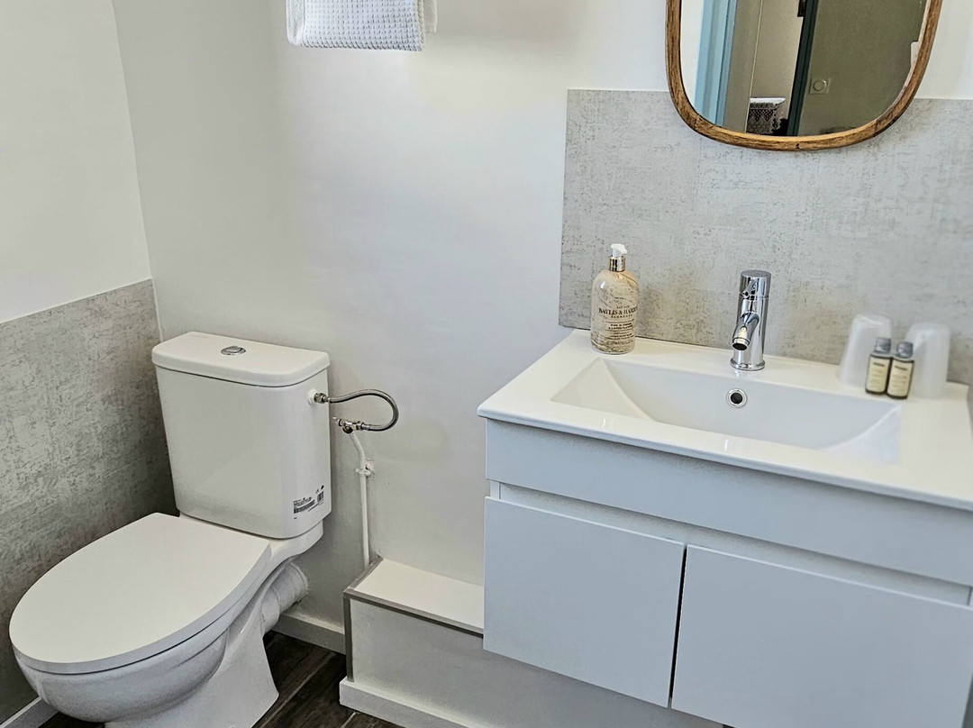 Source De La Vallée主图