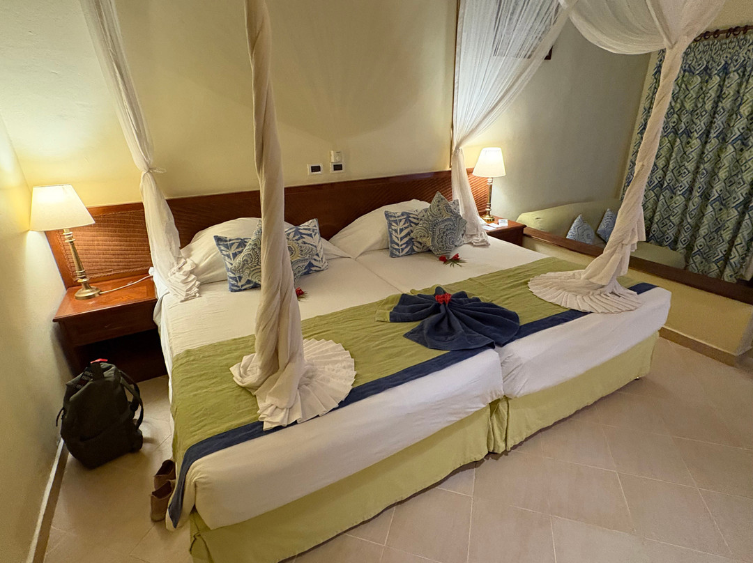 Sultan Sands Island Resort & Spa主图