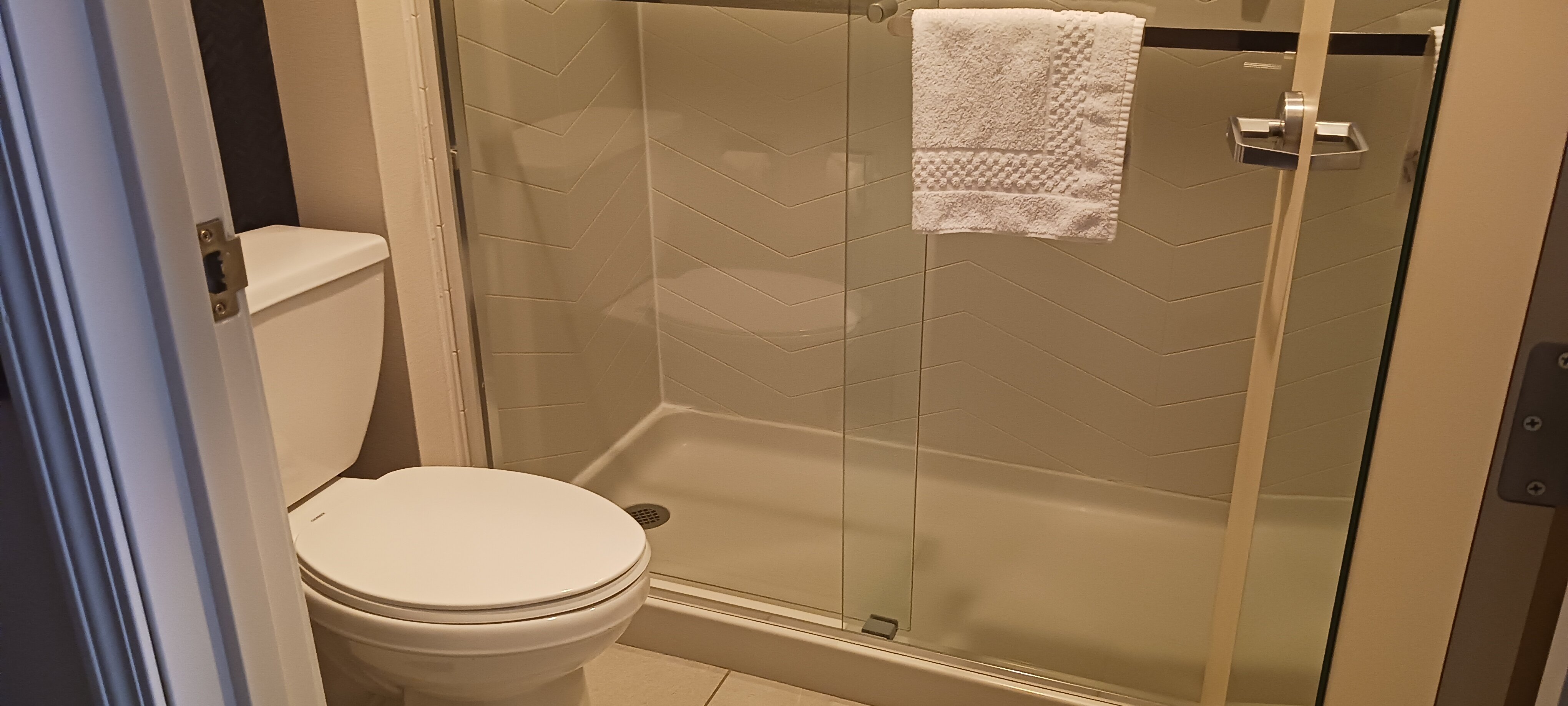 Fairfield by Marriott Inn & Suites Seattle Sea-Tac Airport-浴室