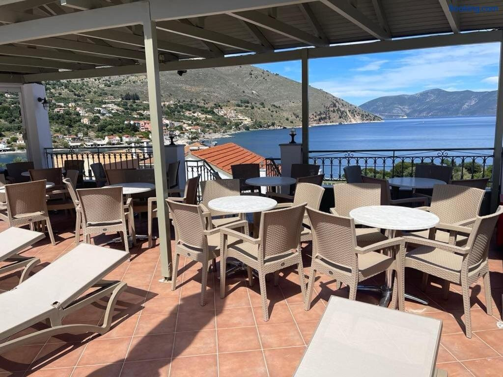 Makis Village-Apartments