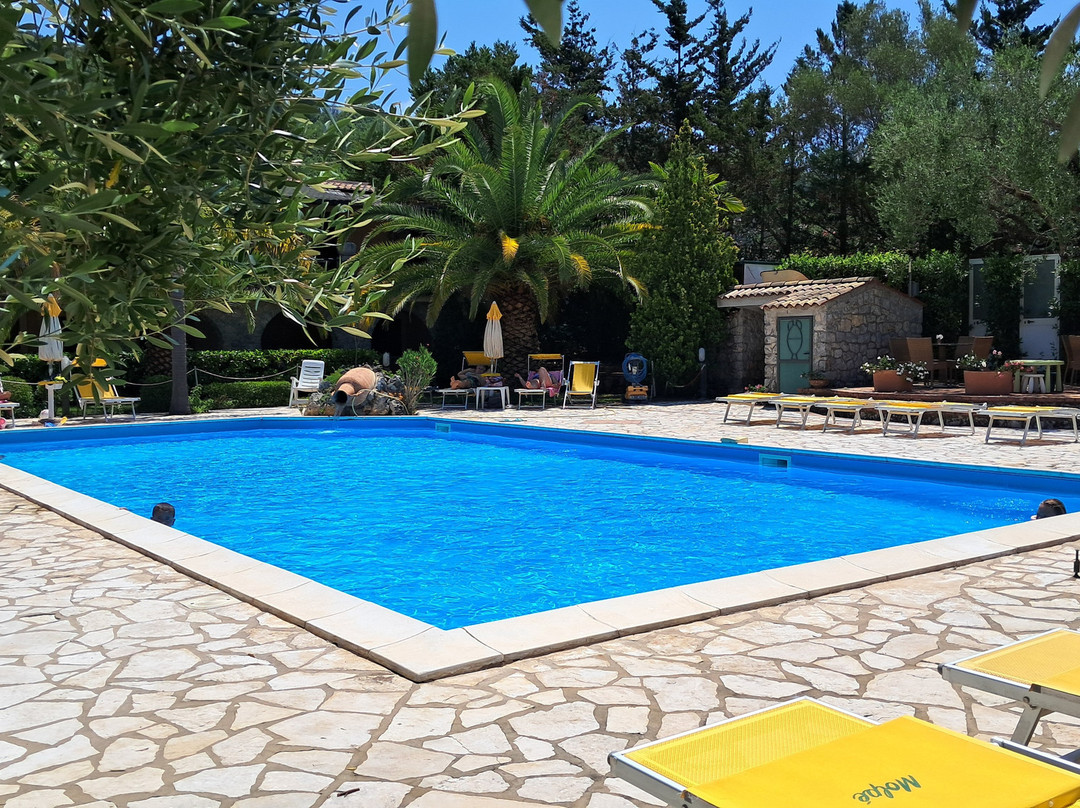 Residence and B&B Villamirella主图