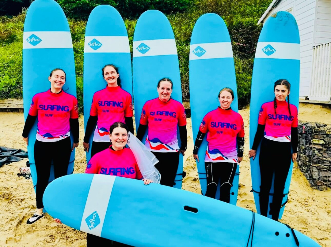 Surfing Woolacombe-伍拉科姆必去景点