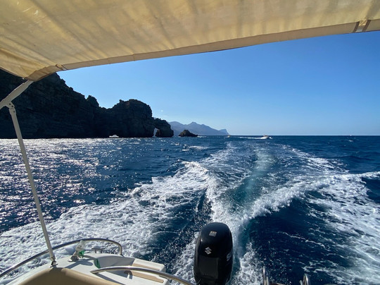 Apicella Rent Boat-戈尔福海堡必去景点