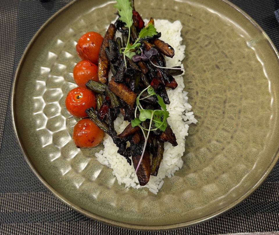 MIRROS Subai Hotel Dombai