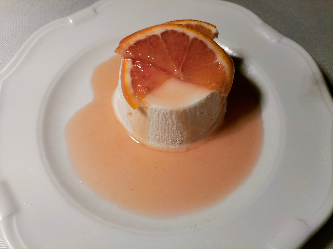 卡斯特酒店主图