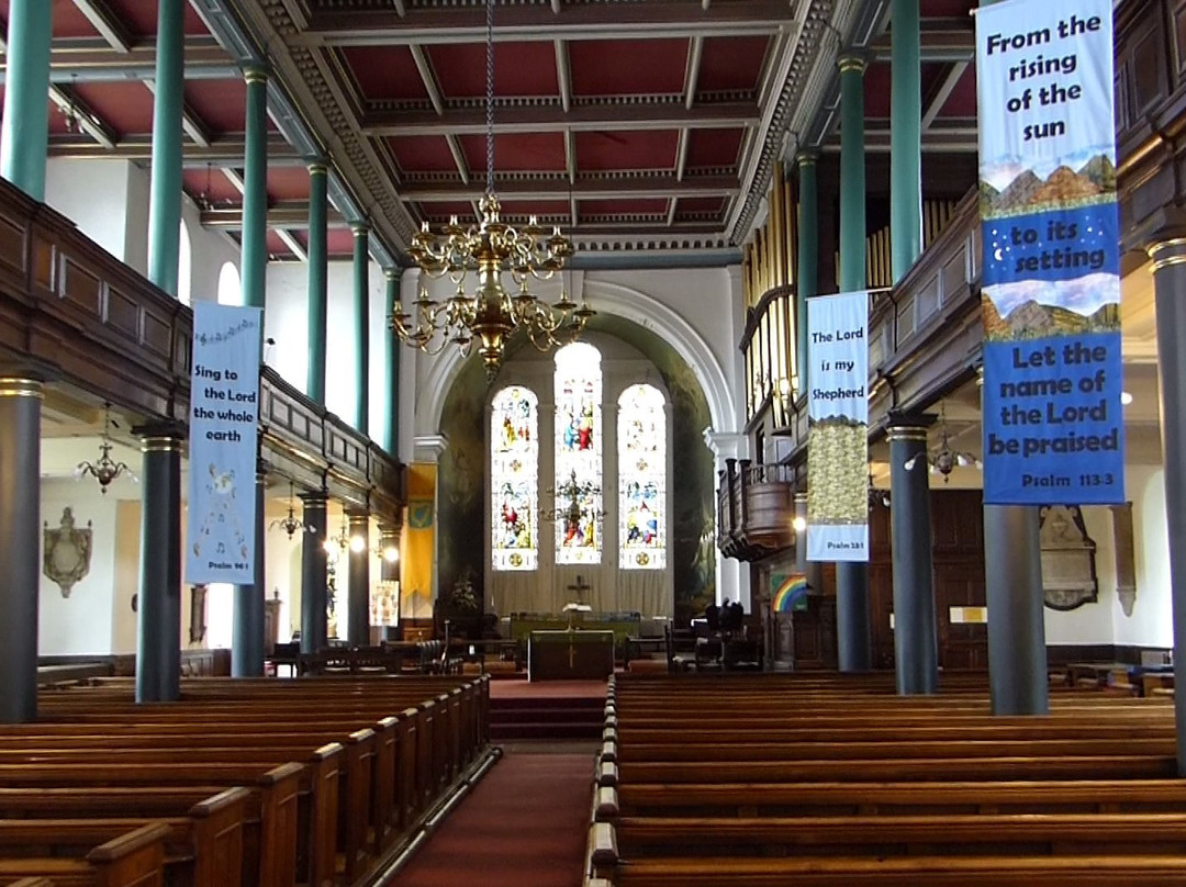 St Andrew's church-彭里斯必去景点