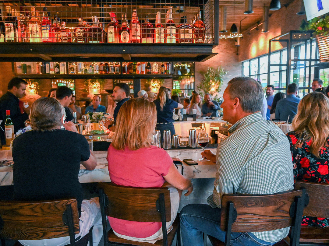 The Shoppes at Farmington Valley-Canton必去景点