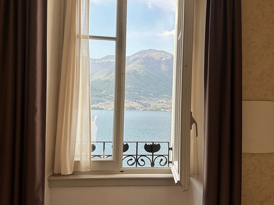 Hotel Helvetia主图