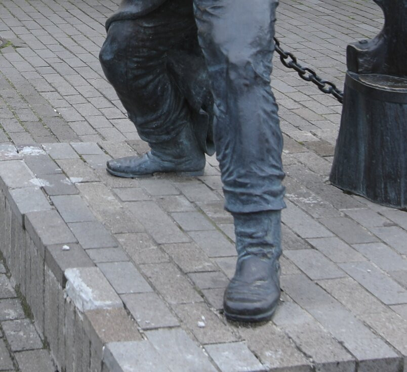 Georg Pfaffenbruder Statue-Bistrita必去景点