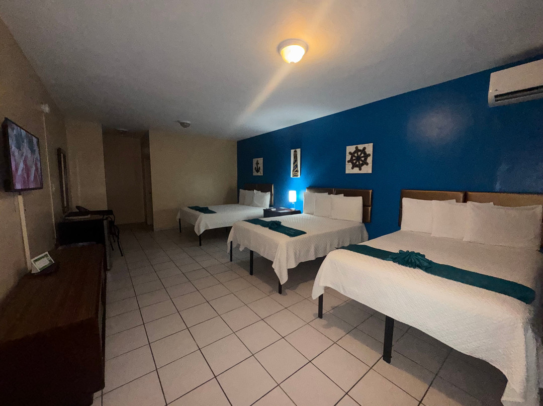 Combate Beach Resort主图