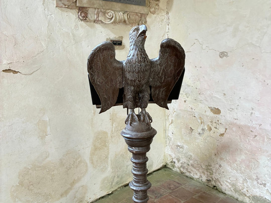 Church of St Peter and St Paul's-吉尔福德必去景点