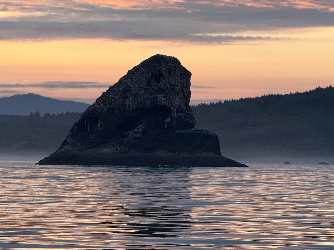 Garibaldi Charters-Garibaldi必去景点