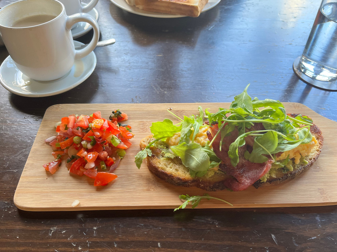 Crafty Crust Cafe