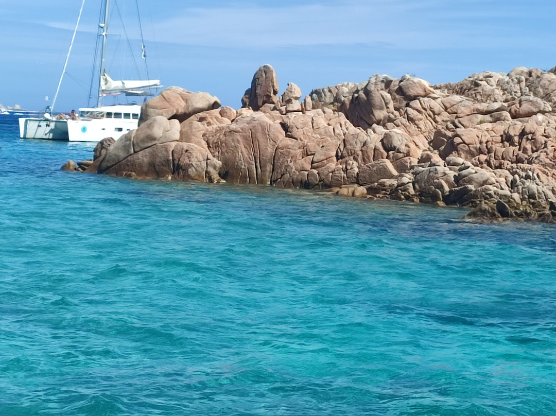 Motonave Imperatrice-La Caletta必去景点