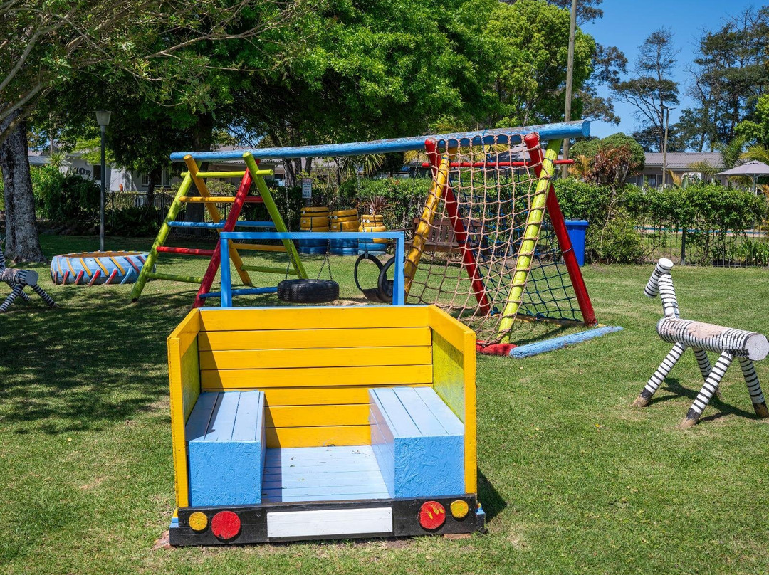 Pine Lodge George主图