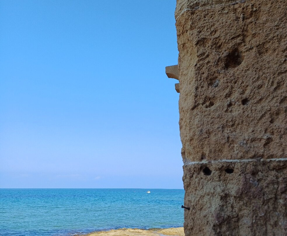 Spiaggia di Puntasecca-Punta Secca必去景点
