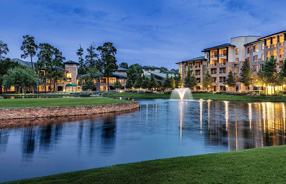 伍德兰兹酒店住宿-The Woodlands® Resort, Curio Collection by Hilton