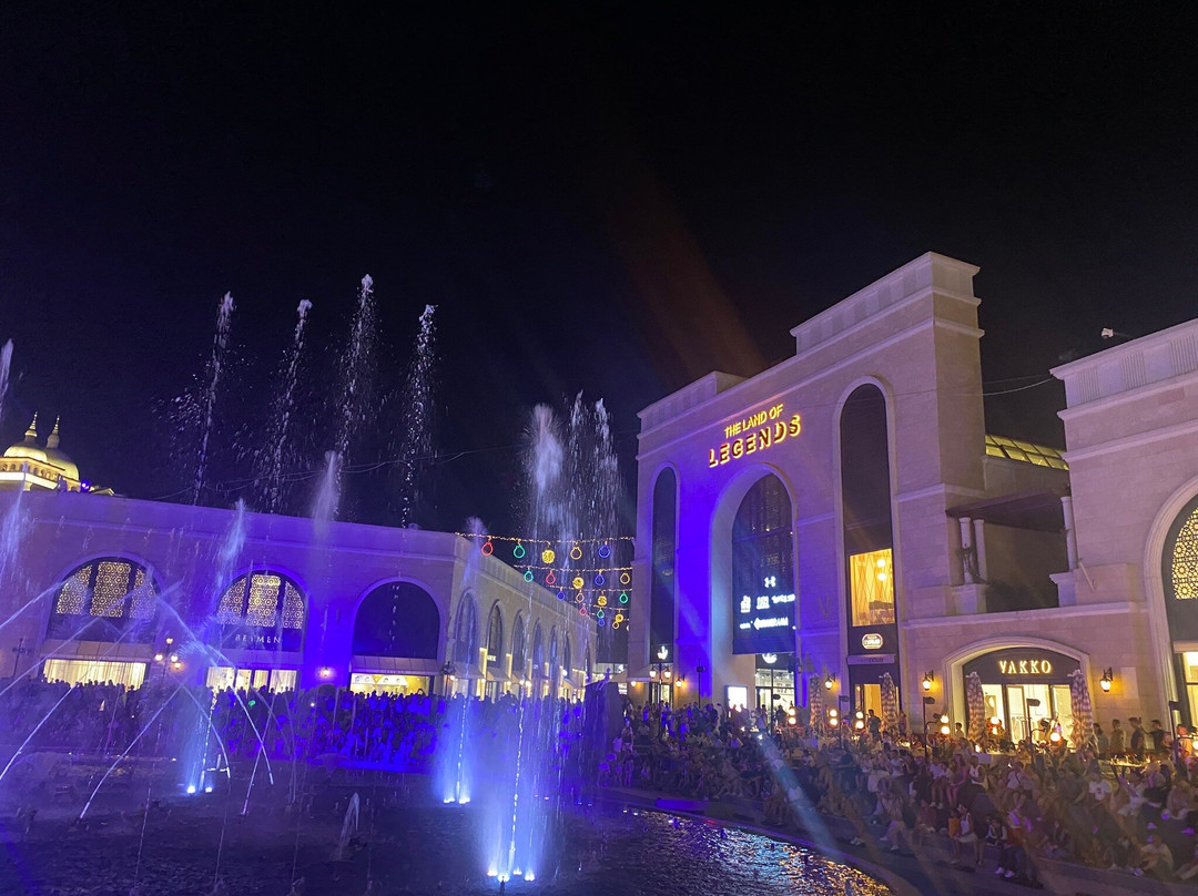 The Land of Legends Shopping Avenue-安塔利亚必去景点