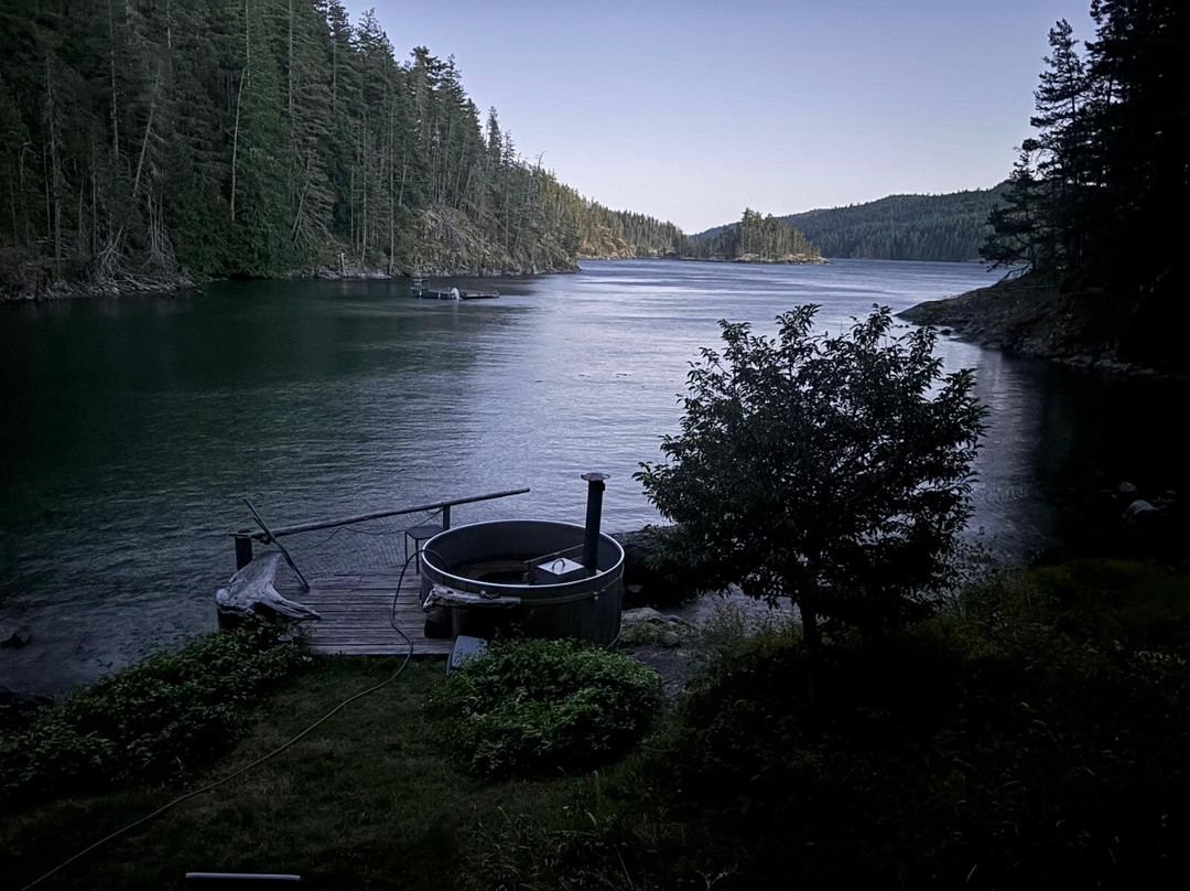 The Flow Wilderness Retreat-Heriot Bay必去景点