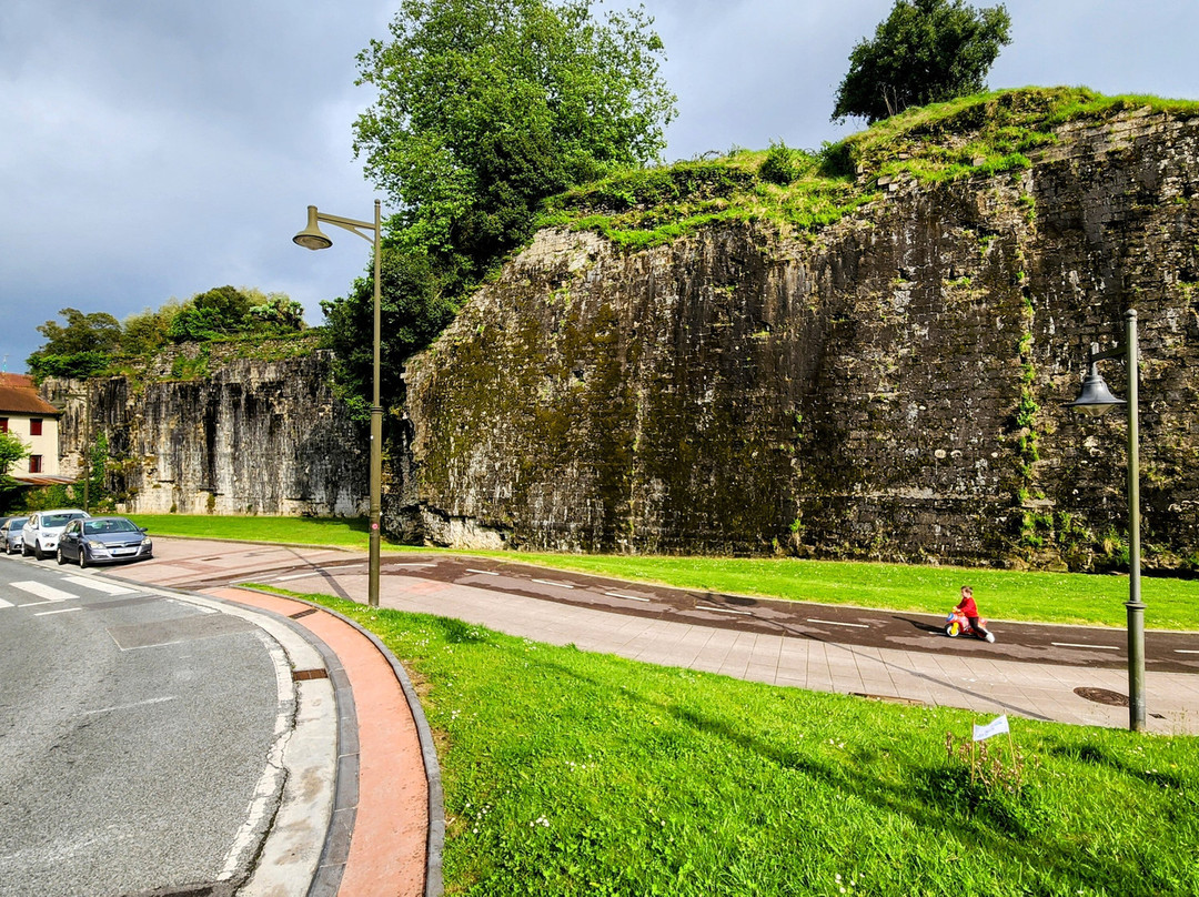 Muralla de Hondarribia-富恩特拉比亚必去景点
