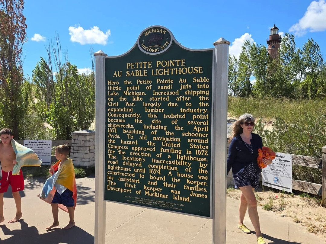 Little Sable Point Lighthouse-Mears必去景点