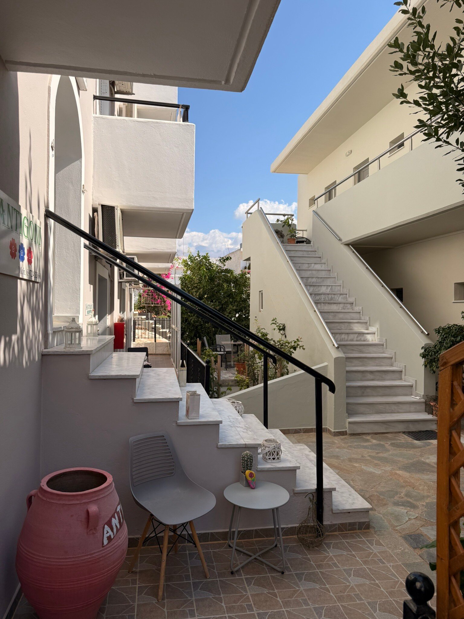 Antigoni Hotel-官方