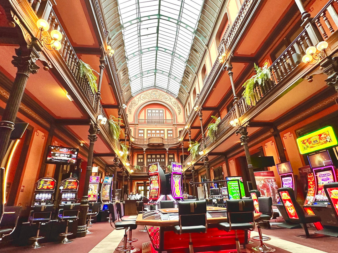 Casino Partouche Salies de Bearn-Salies-de-Bearn必去景点