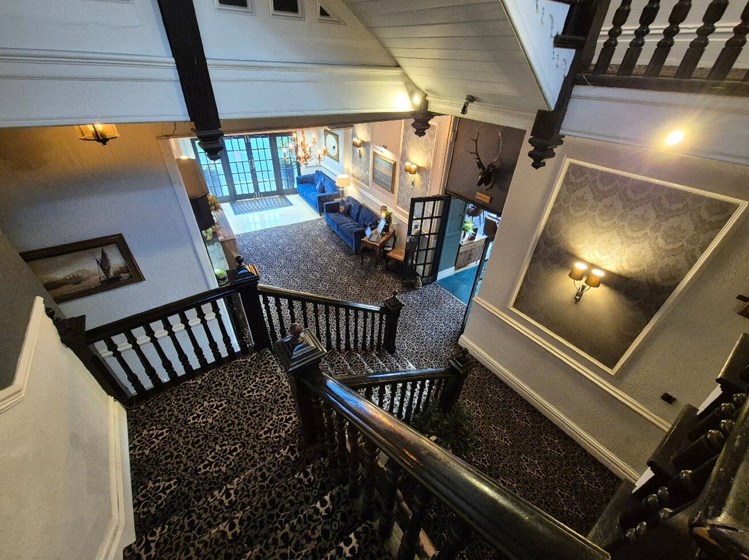 The Royal Hotel主图