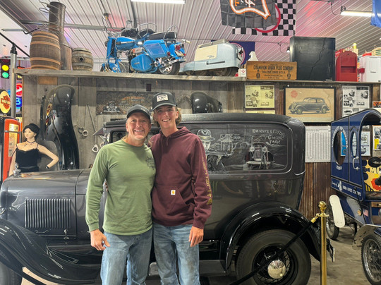 Bonnie & Clyde Gangster Park