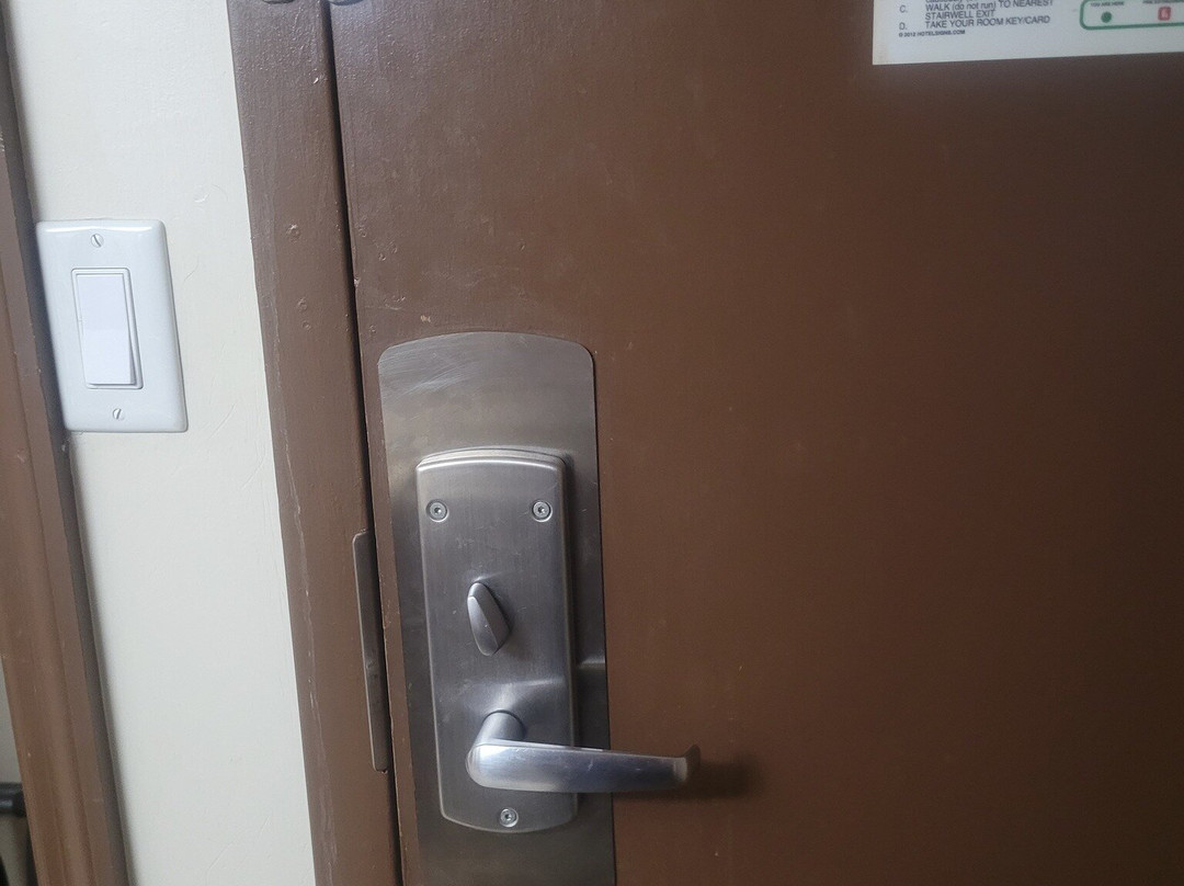 Best Western Plus The Inn & Suites At The Falls主图