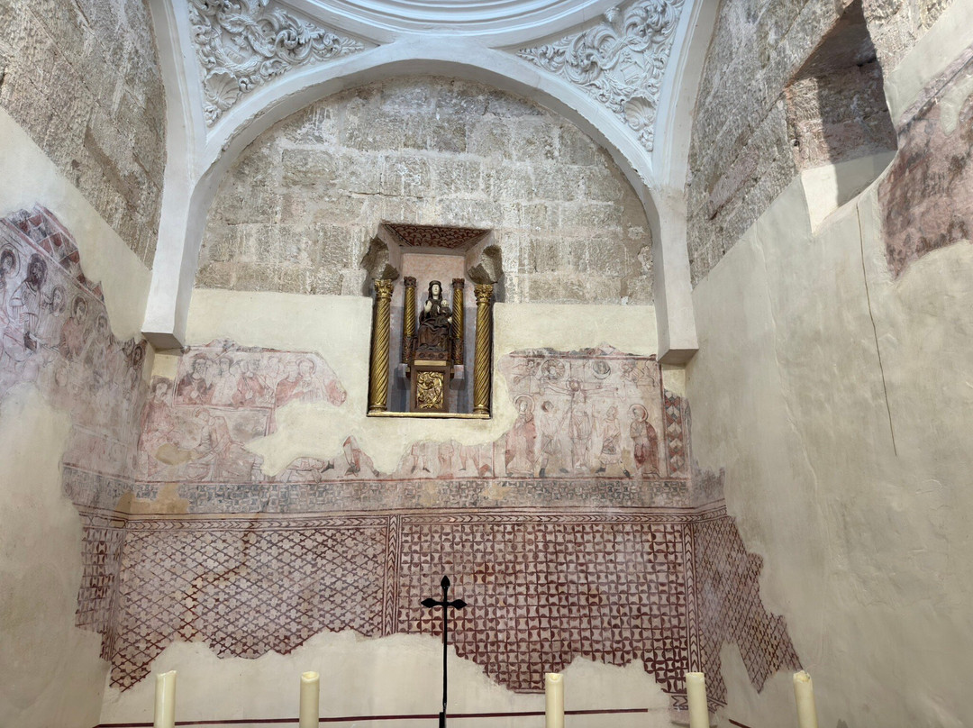 Basilica de Santa Maria de los Arcos-Tricio必去景点