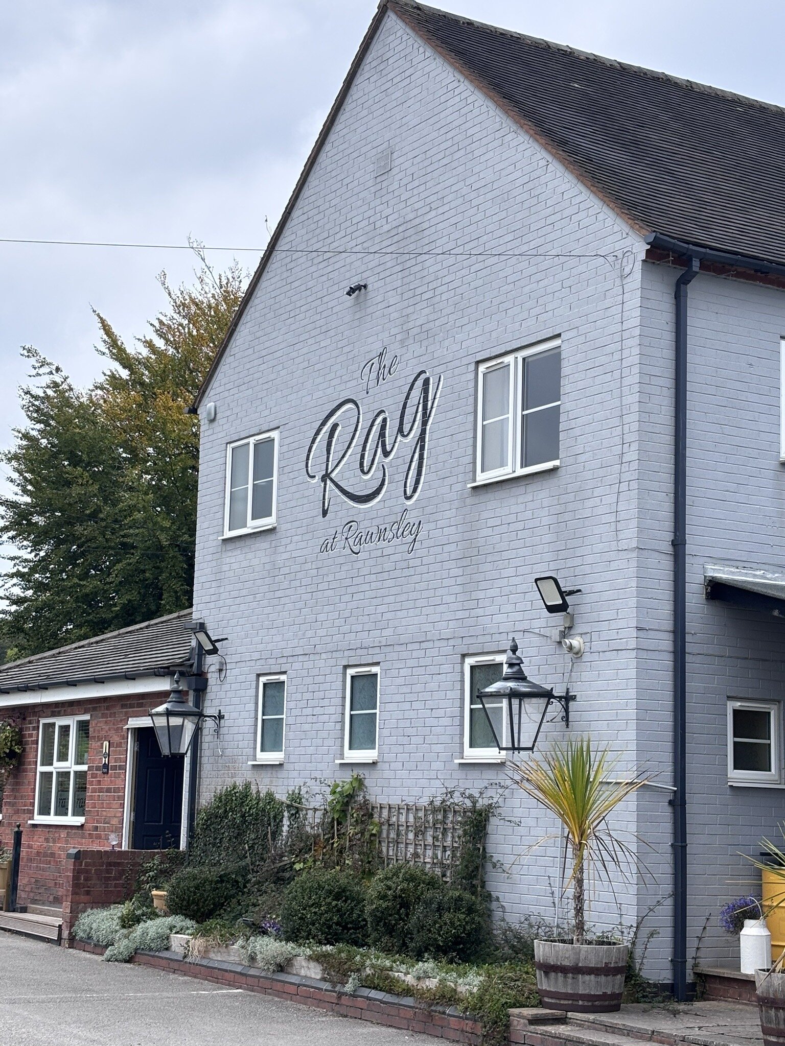 The Rag Country Inn-官方