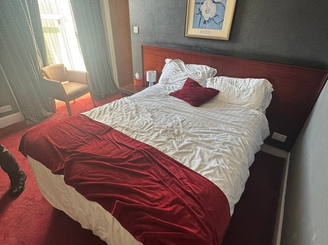 Caledonian Hotel主图