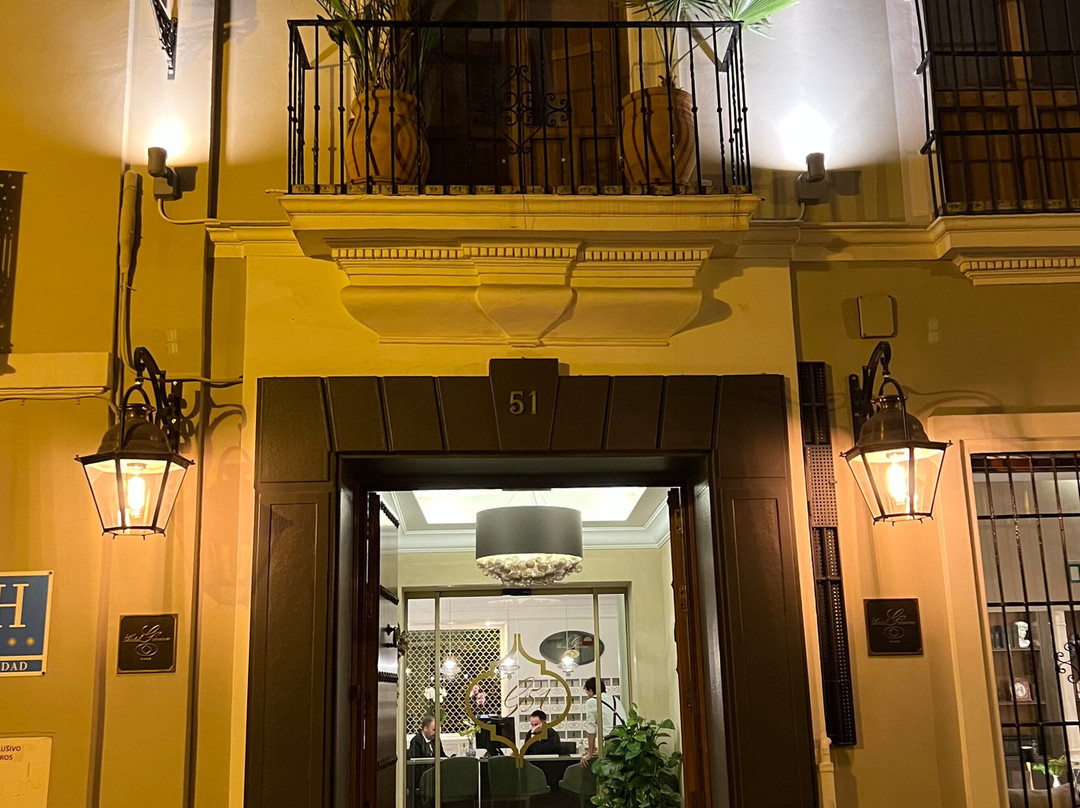 蒙特卡洛酒店主图