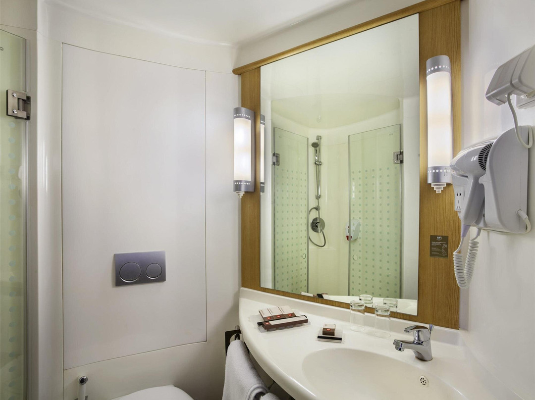 宜必思坤甸市中心酒店（2018 年 9 月开业）主图