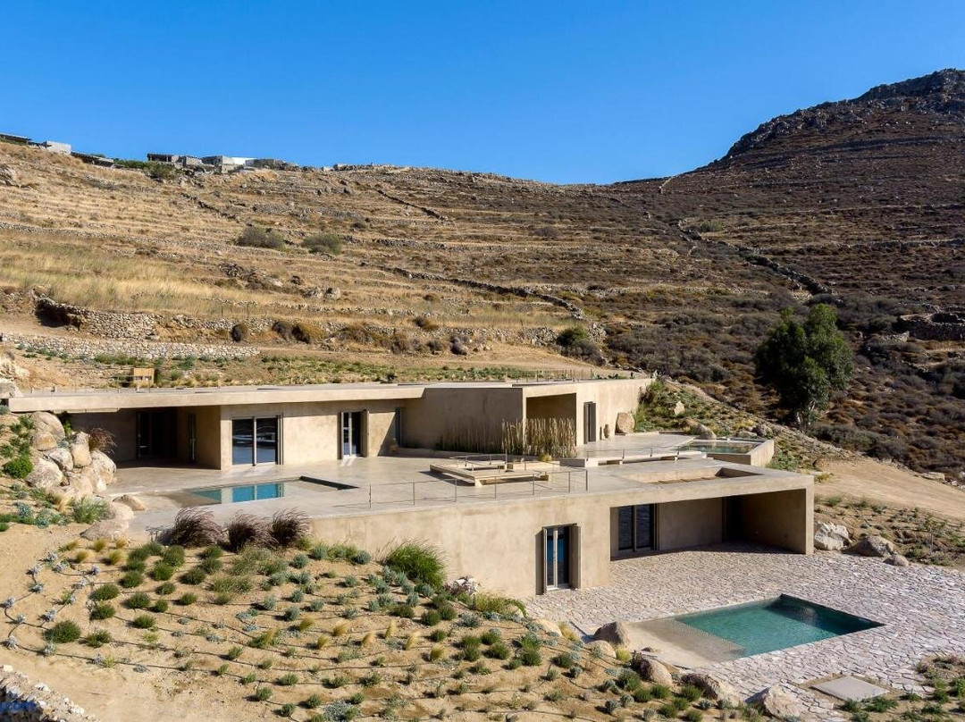 Homa Serifos Pool Villas