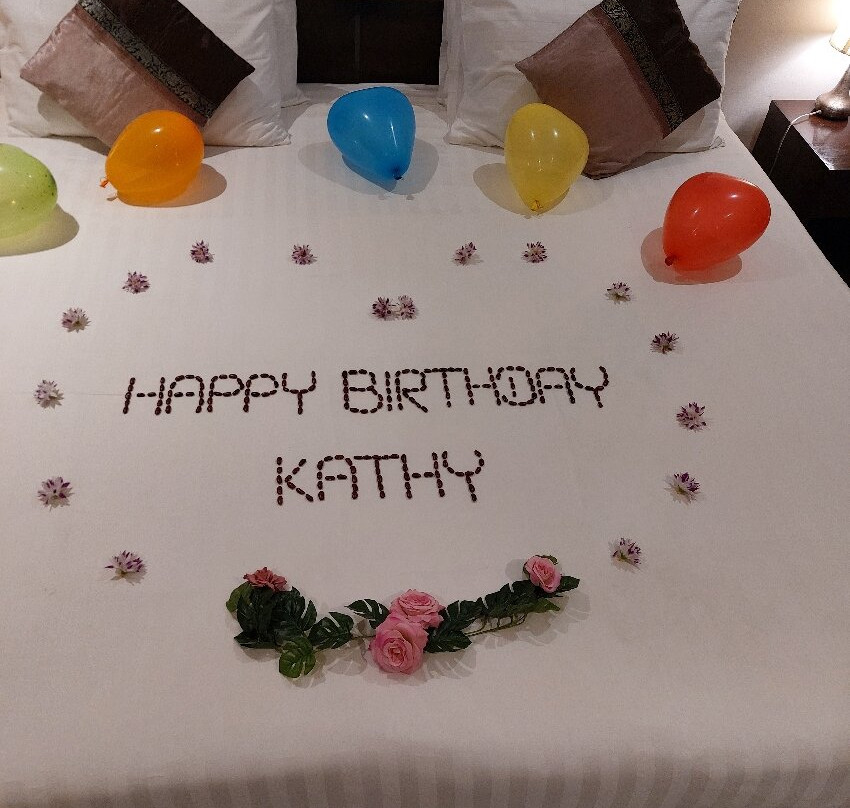 奈函海滩度假酒店主图