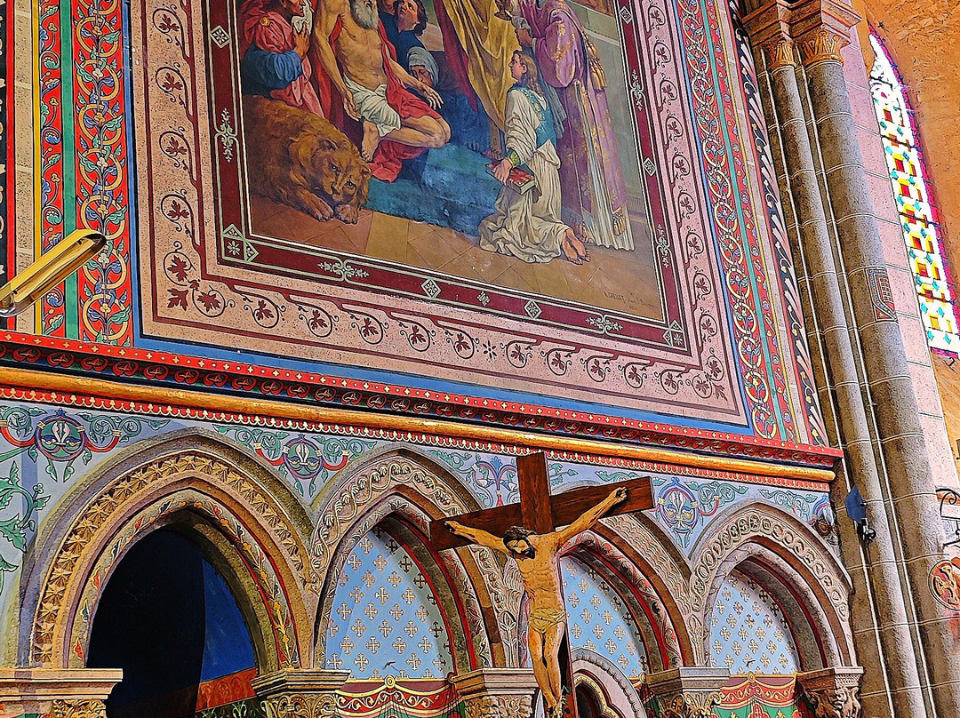 Eglise Saint-Laurent-Parthenay必去景点