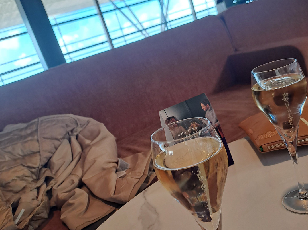 No1 Lounge at Jersey Airport-泽西岛必去景点