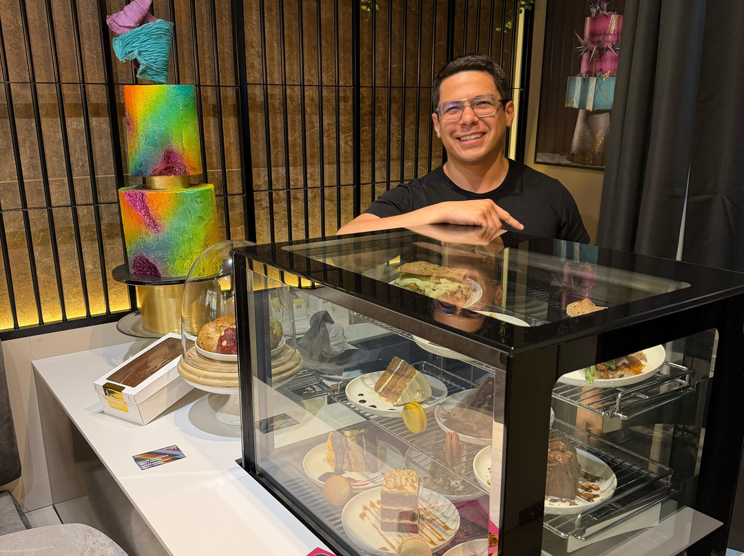 A Cake Boutique - The Cafe