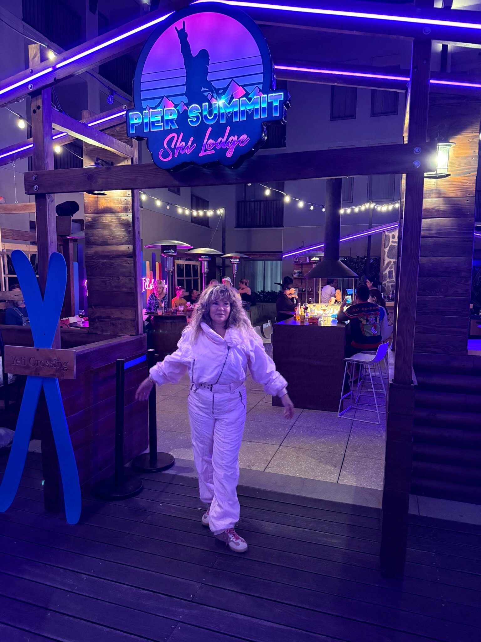 金普顿岸边酒店-官方