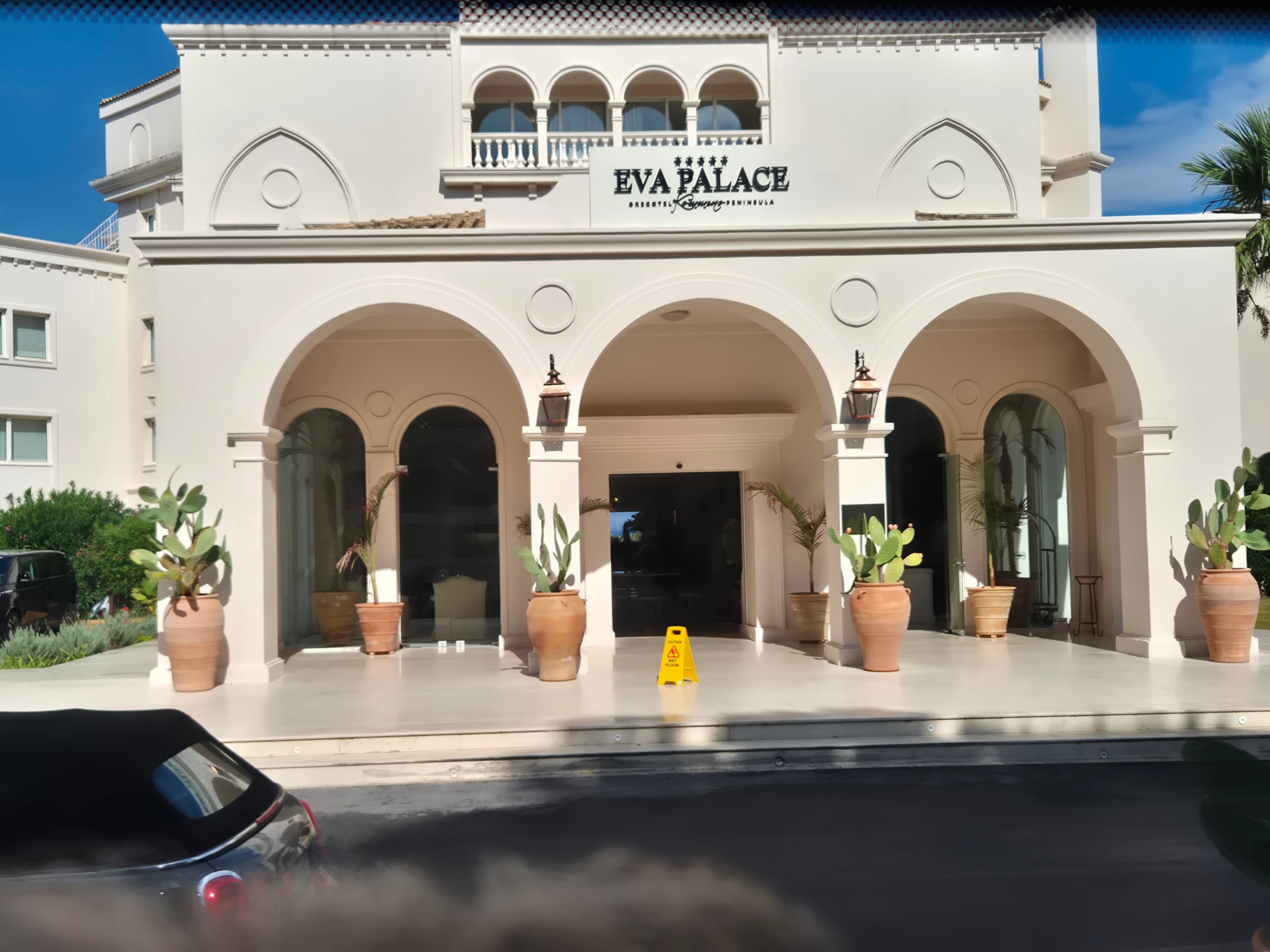 Grecotel Eva Palace-浴室