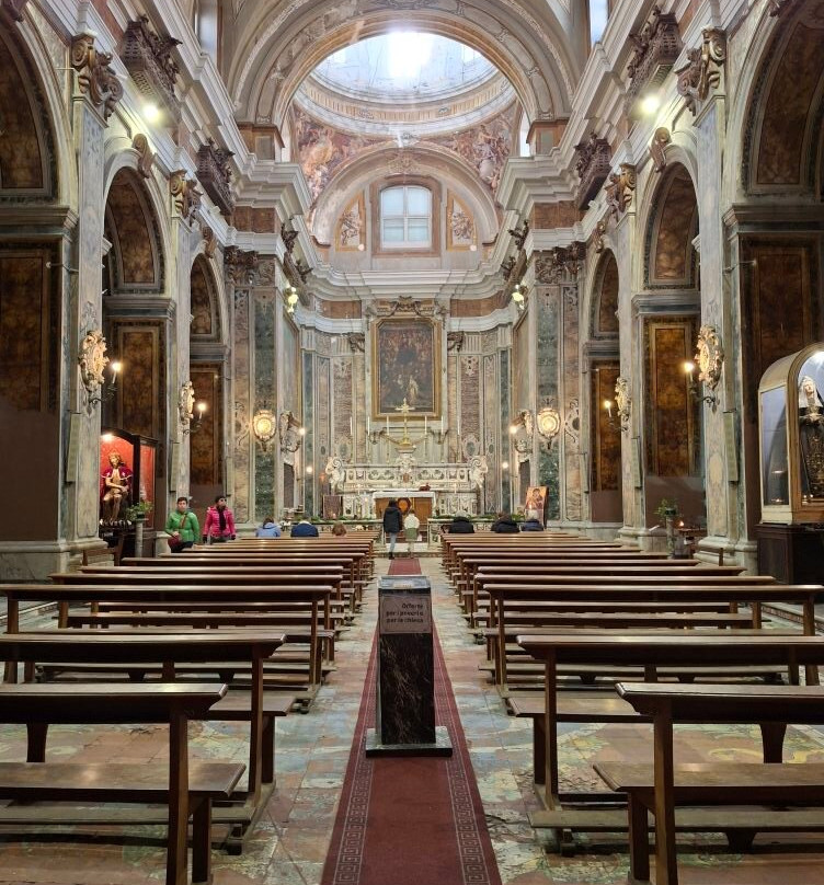 Chiesa dei Santi Filippo e Giacomo - Complesso Museale dell'Arte della Seta-那不勒斯必去景点