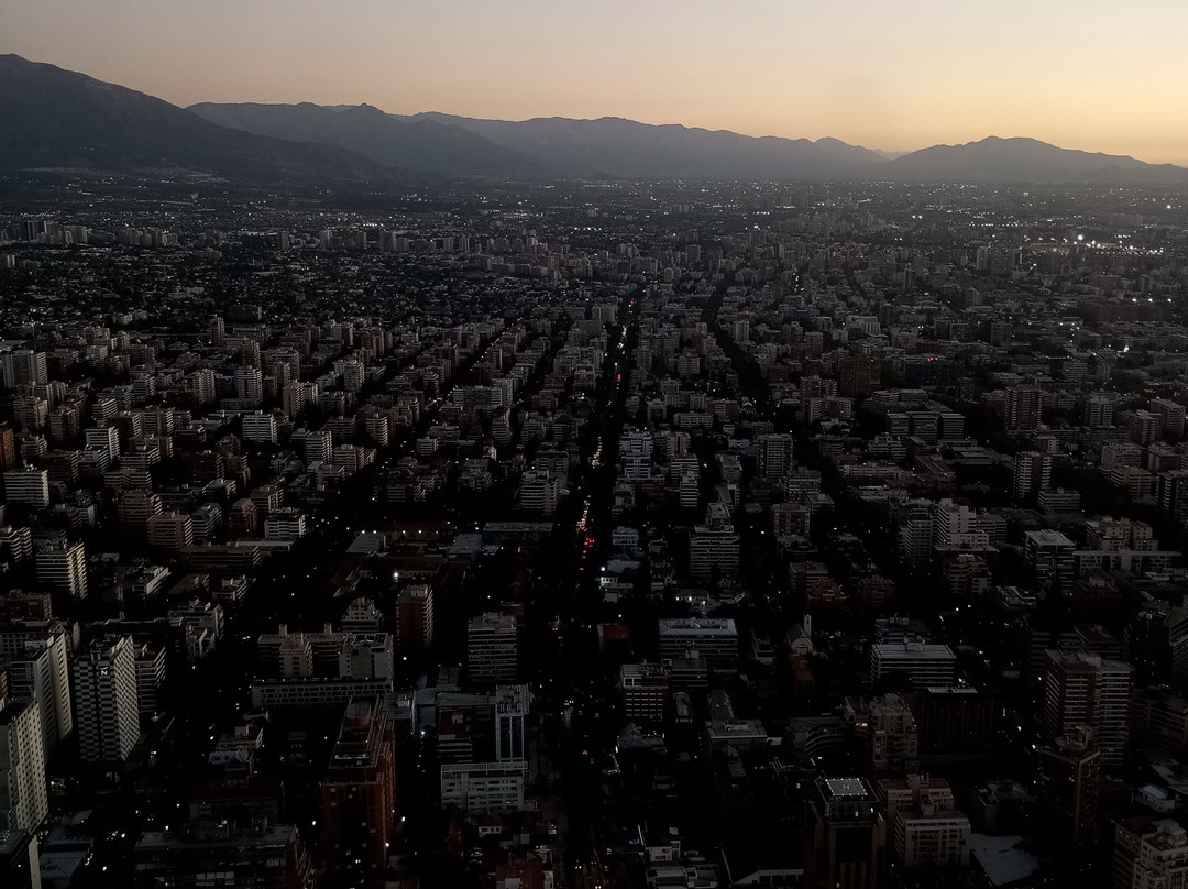 考斯塔内拉大楼-圣地亚哥必去景点